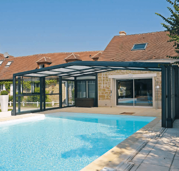 Abris de piscine, tout savoir pour bien choisir