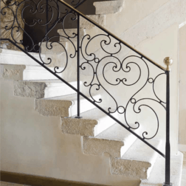 Escaliers en pierre calcaire