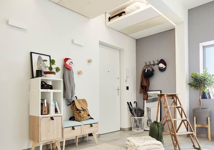 Rangement au plafond