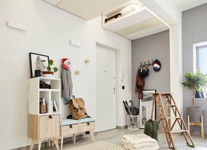 Rangement au plafond