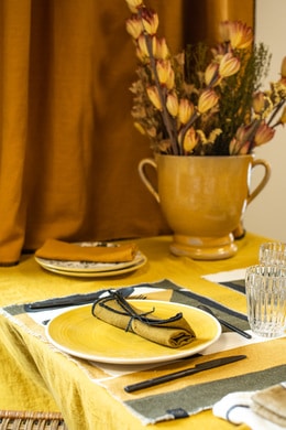 Nappe Létia, sets de table Arty, serviettes Létia