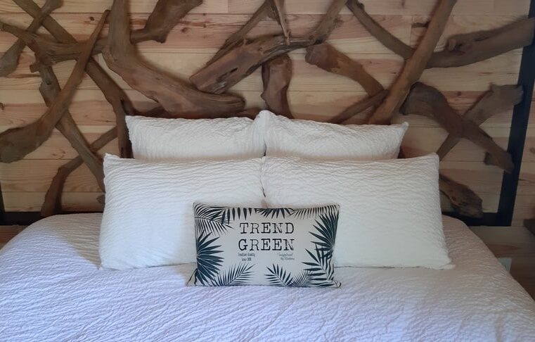 Hébergement insolite Mas Lauralie