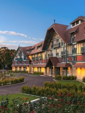 hôtel Renaissance Paris Hippodrome de Saint Cloud