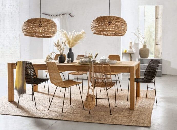 Table grande bois lignes droites © La Redoute