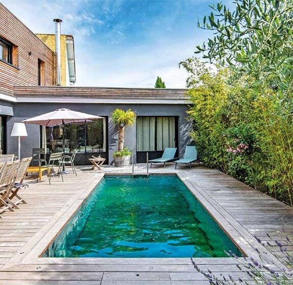 piscine à fond mobile