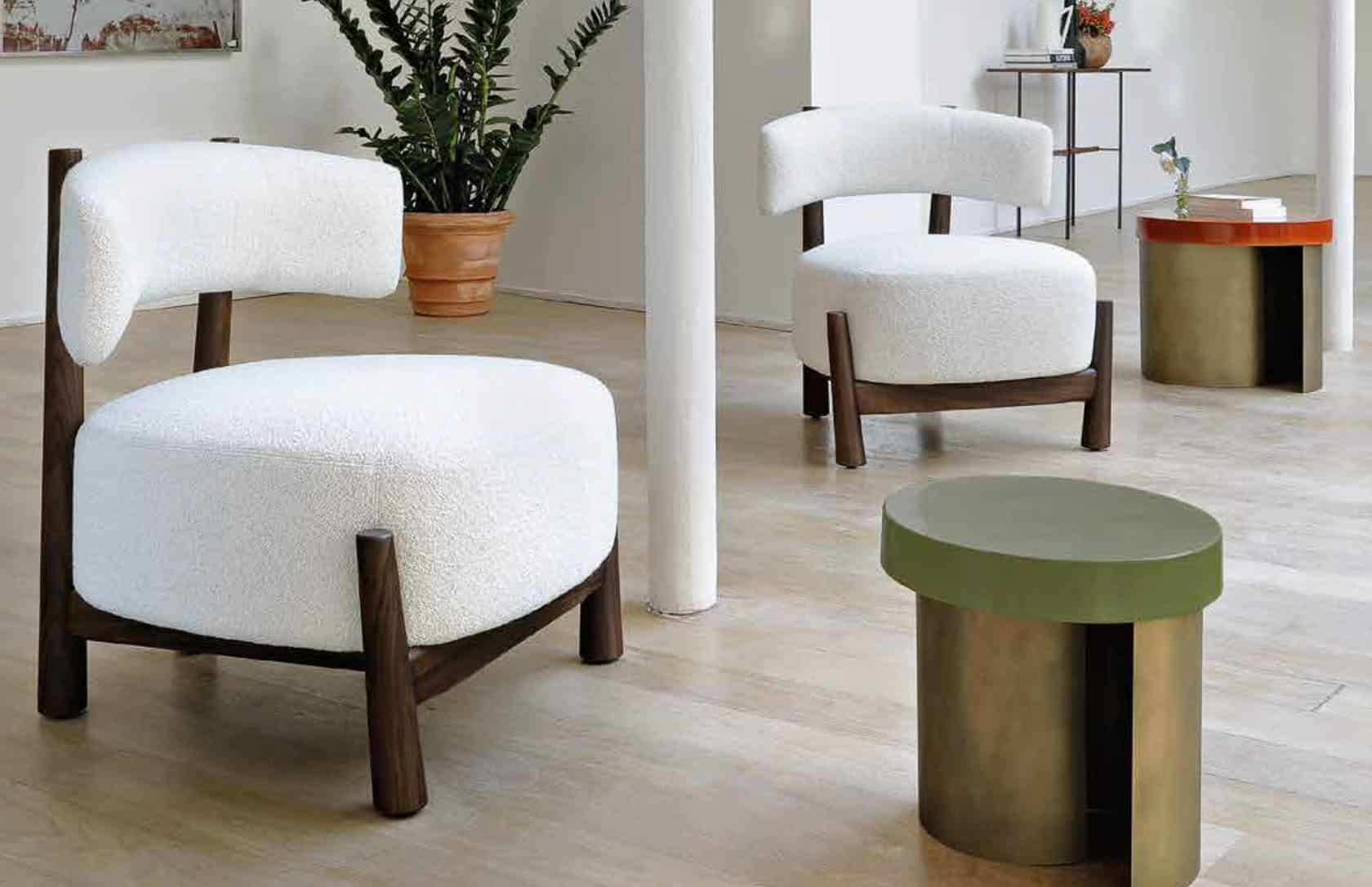 fauteuil en fausse fourrure