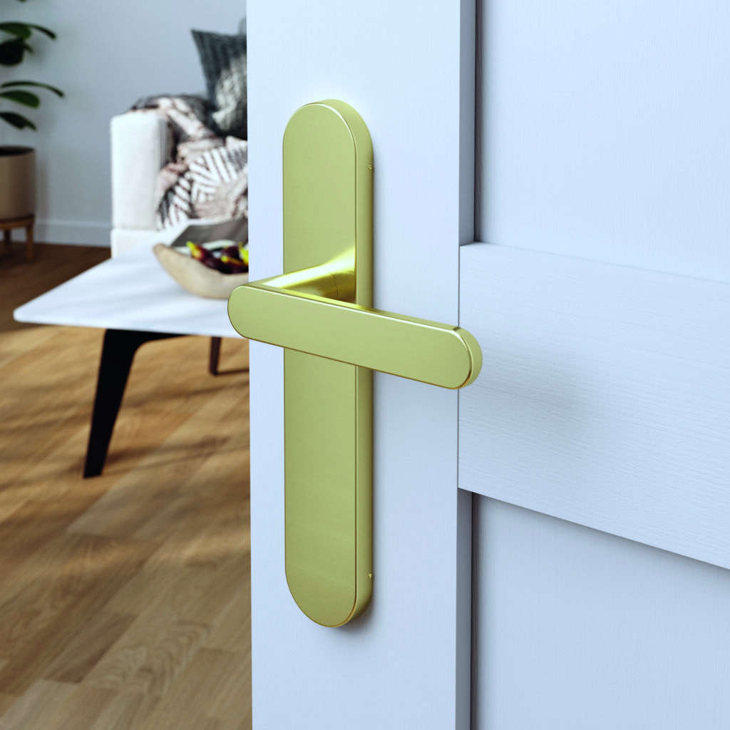 Accents mis sur une poignée dorée