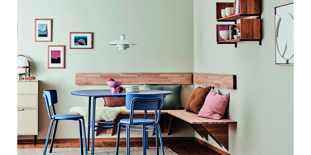 Banquette d’angle suspendue en bois