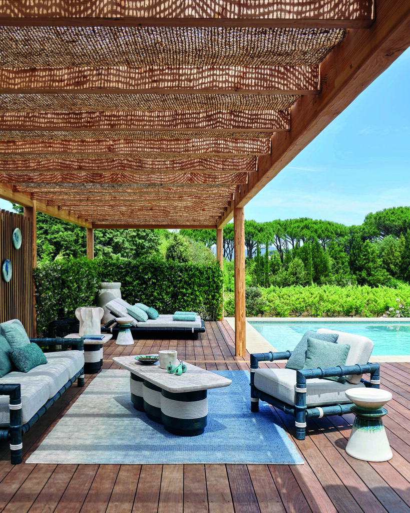 Terrasse en bois aménagée par l'architecte Stéphanie Coutas