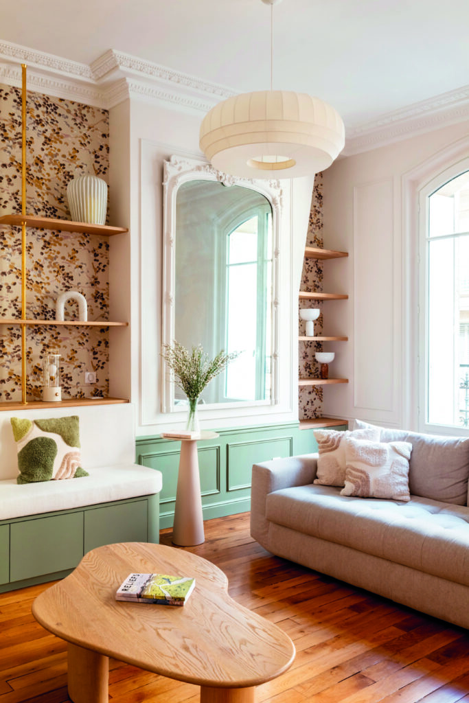 Salon vert d'eau et papier peint fleuri, projet Sweet Bloom